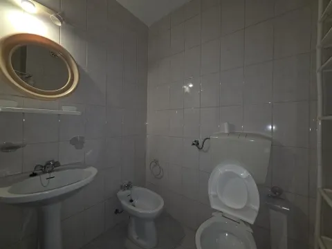 Apartamento T0 - Covilh, Covilh, Castelo Branco - Miniatura: 8/9
