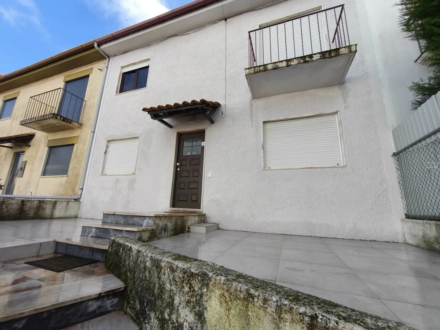 Moradia > T6 - Santa Clara, Coimbra, Coimbra