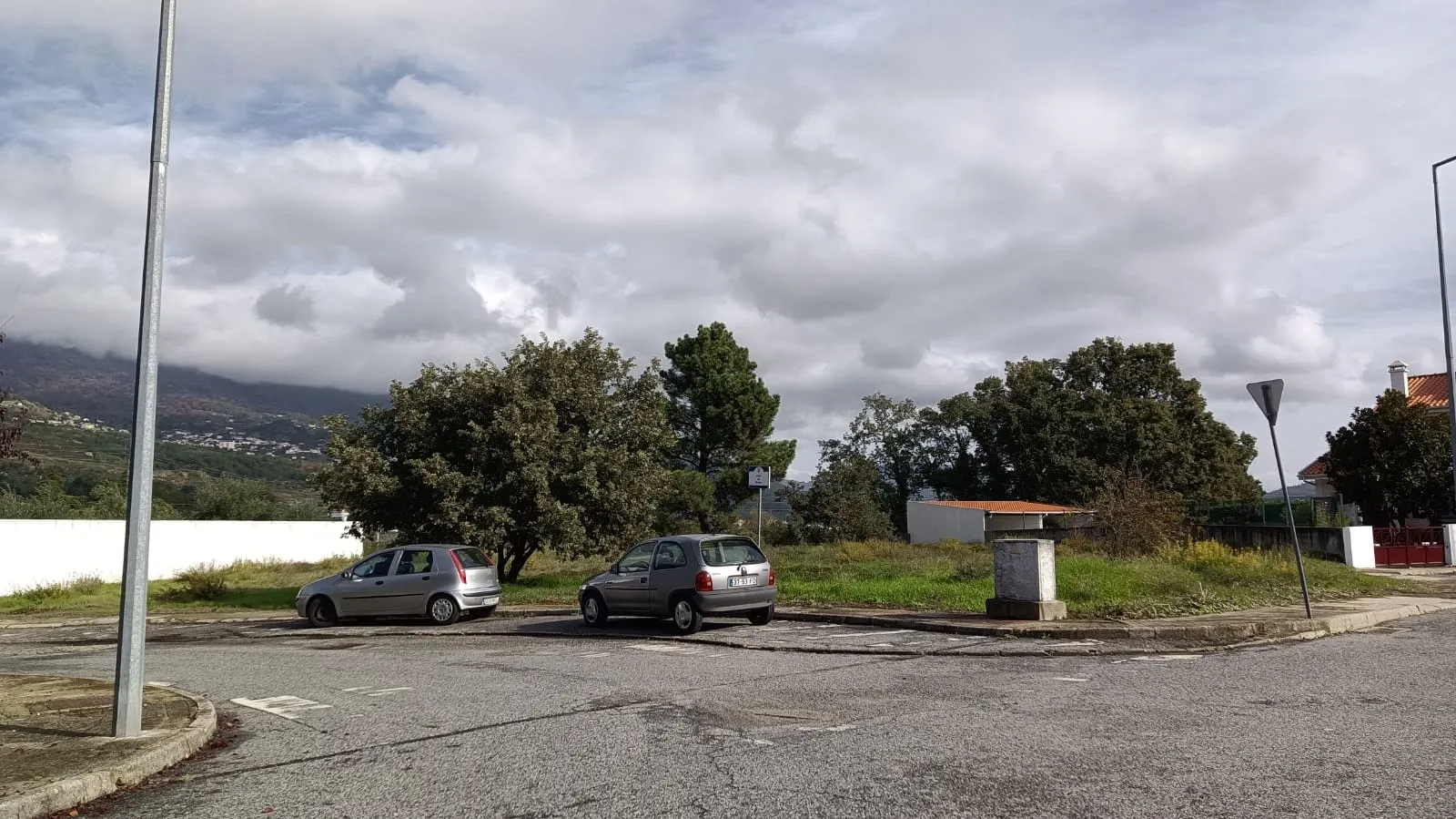 Terreno Urbano T0 - Covilh�, Covilh�, Castelo Branco
