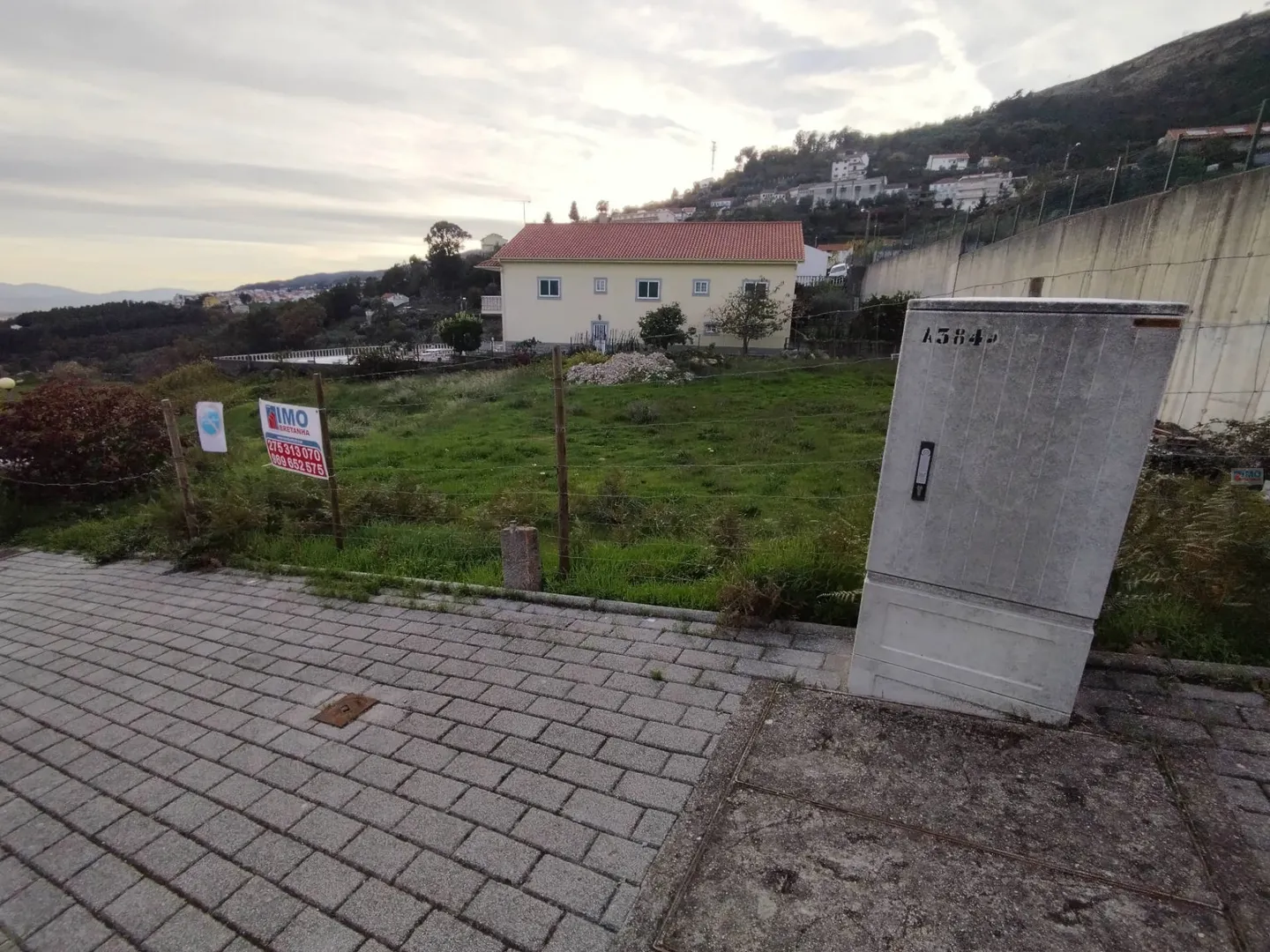 Terreno Urbano T0 - Cantar-Galo e Vila do Carvalho, Covilh, Castelo Branco - Miniatura: 1/9