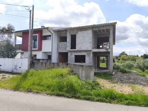 Moradia T4 - Souselas, Coimbra, Coimbra - Miniatura: 3/5