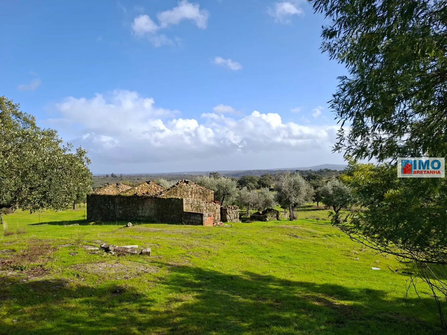 Moradia T2 - S�o Miguel de Acha, Idanha-a-Nova, Castelo Branco