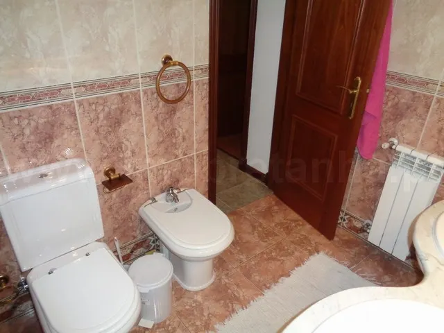 Quarto T1 - Covilh, Covilh, Castelo Branco - Miniatura: 7/9