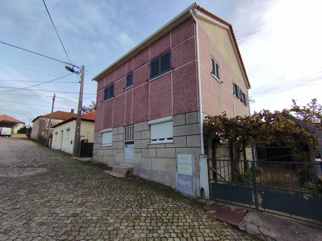 Prédio T5 - Tortosendo, Covilhã, Castelo Branco - Imagem grande