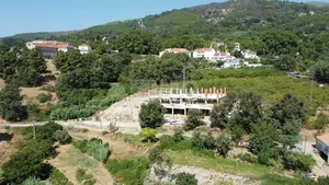 Moradia T4 - Tortosendo, Covilh�, Castelo Branco