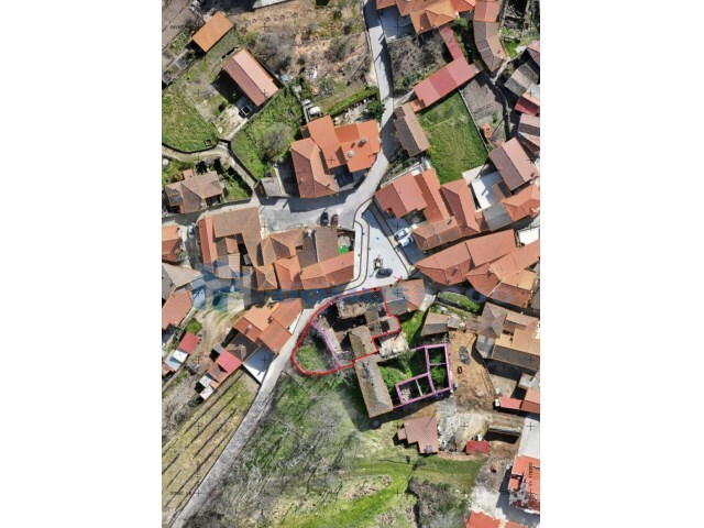 Ruina - Parada de Cunhos, Vila Real, Vila Real - Imagem grande