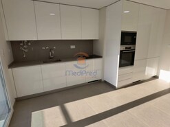 Apartamento T2 - St António dos Cavaleiros, Loures, Lisboa
