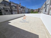 Apartamento T2 - Póvoa de Santo Adrião, Odivelas, Lisboa