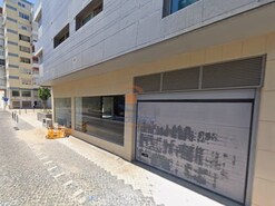 Loja - Campolide, Lisboa, Lisboa