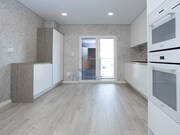 Apartamento T4 - Afonsoeiro, Montijo, Setbal - Miniatura: 2/9