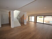 Moradia T4 - Loures, Loures, Lisboa - Miniatura: 1/9