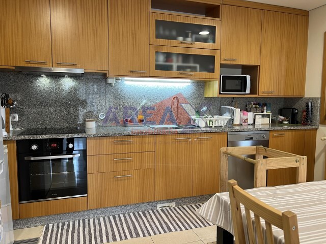 Apartamento T2 - Vila de Cucujães, Oliveira de Azeméis, Aveiro - Imagem grande