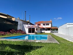 Moradia T3 - Vila de Cucujes, Oliveira de Azemis, Aveiro