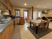 Apartamento T2 - Vila de Cucujes, Oliveira de Azemis, Aveiro - Miniatura: 1/9