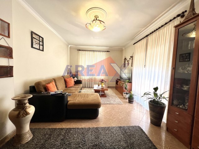 Moradia T3 - São Pedro de Castelões, Vale de Cambra, Aveiro - Imagem grande