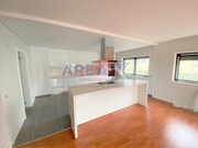 Apartamento T4 - Oliveira de Azemeis, Oliveira de Azemis, Aveiro - Miniatura: 1/9