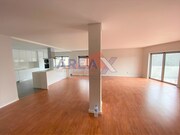 Apartamento T4 - Oliveira de Azemeis, Oliveira de Azemis, Aveiro - Miniatura: 3/9