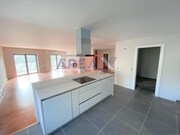 Apartamento T4 - Oliveira de Azemeis, Oliveira de Azemis, Aveiro - Miniatura: 9/9