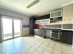 Apartamento T2 - Oliveira de Azemeis, Oliveira de Azem�is, Aveiro