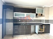 Apartamento T2 - Oliveira de Azemeis, Oliveira de Azem�is, Aveiro - Miniatura: 2/9