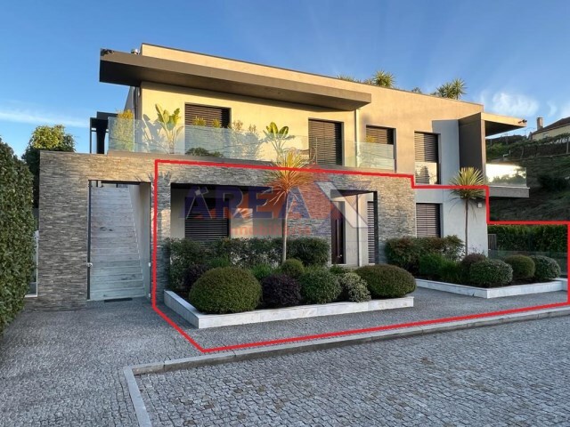 Apartamento T3 - Oliveira de Azemeis, Oliveira de Azem�is, Aveiro - Imagem grande