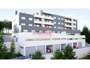 Garagem - Oliveira de Azemeis, Oliveira de Azemis, Aveiro - Miniatura: 1/8