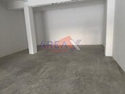 Garagem - Oliveira de Azemeis, Oliveira de Azemis, Aveiro - Miniatura: 4/8