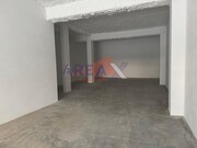 Garagem - Oliveira de Azemeis, Oliveira de Azemis, Aveiro - Miniatura: 6/8