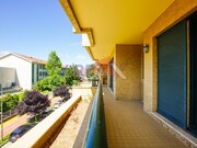 Apartamento T4 - Oliveira de Azemeis, Oliveira de Azem�is, Aveiro - Miniatura: 4/9