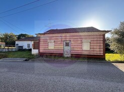 Moradia T3 - Asseiceira, Tomar, Santarm