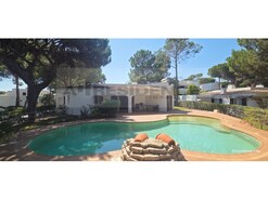Moradia T3 - Olhos de �gua, Albufeira, Faro (Algarve)