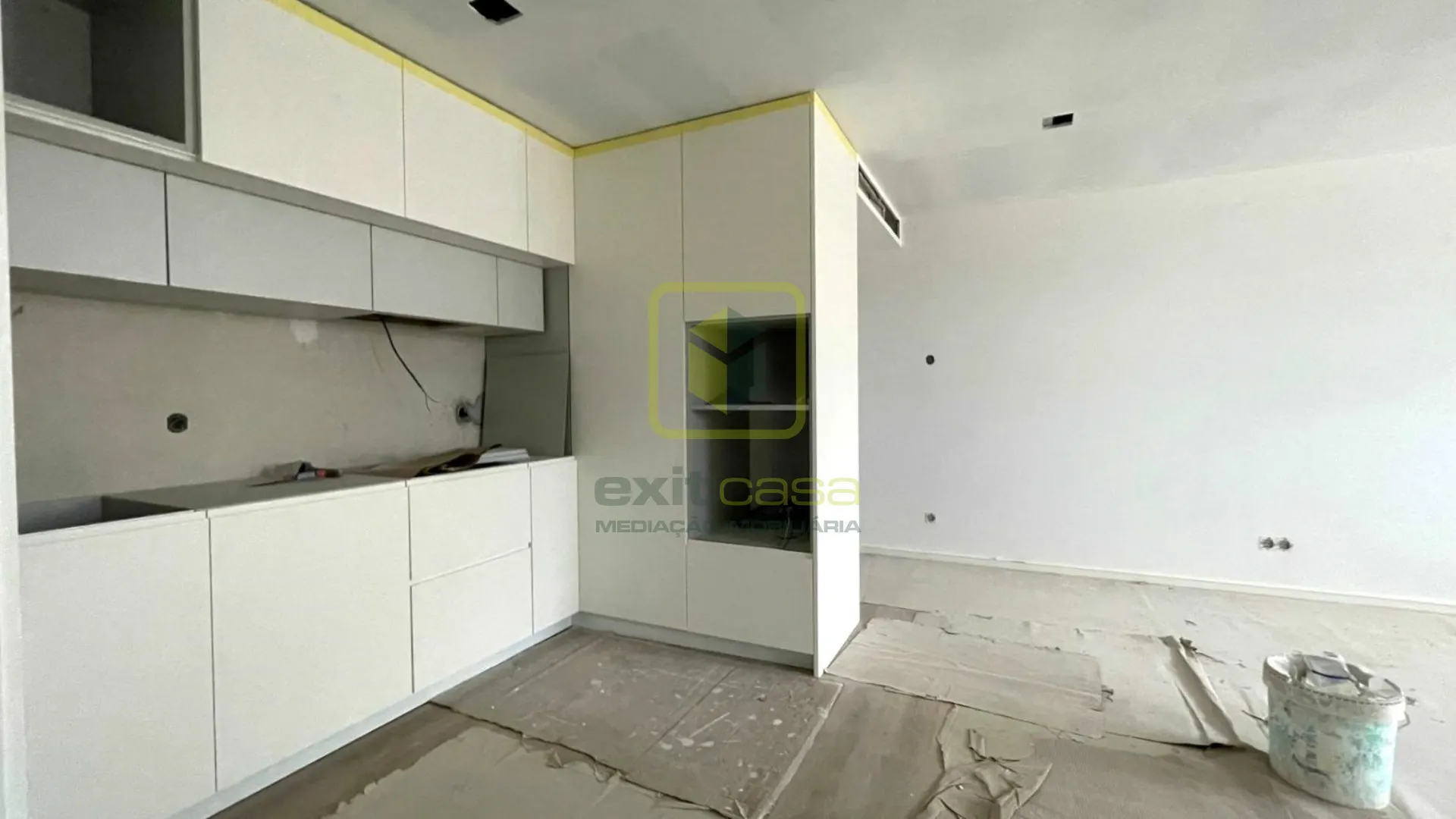 Apartamento T2 - Gl�ria, Aveiro, Aveiro - Miniatura: 2/9