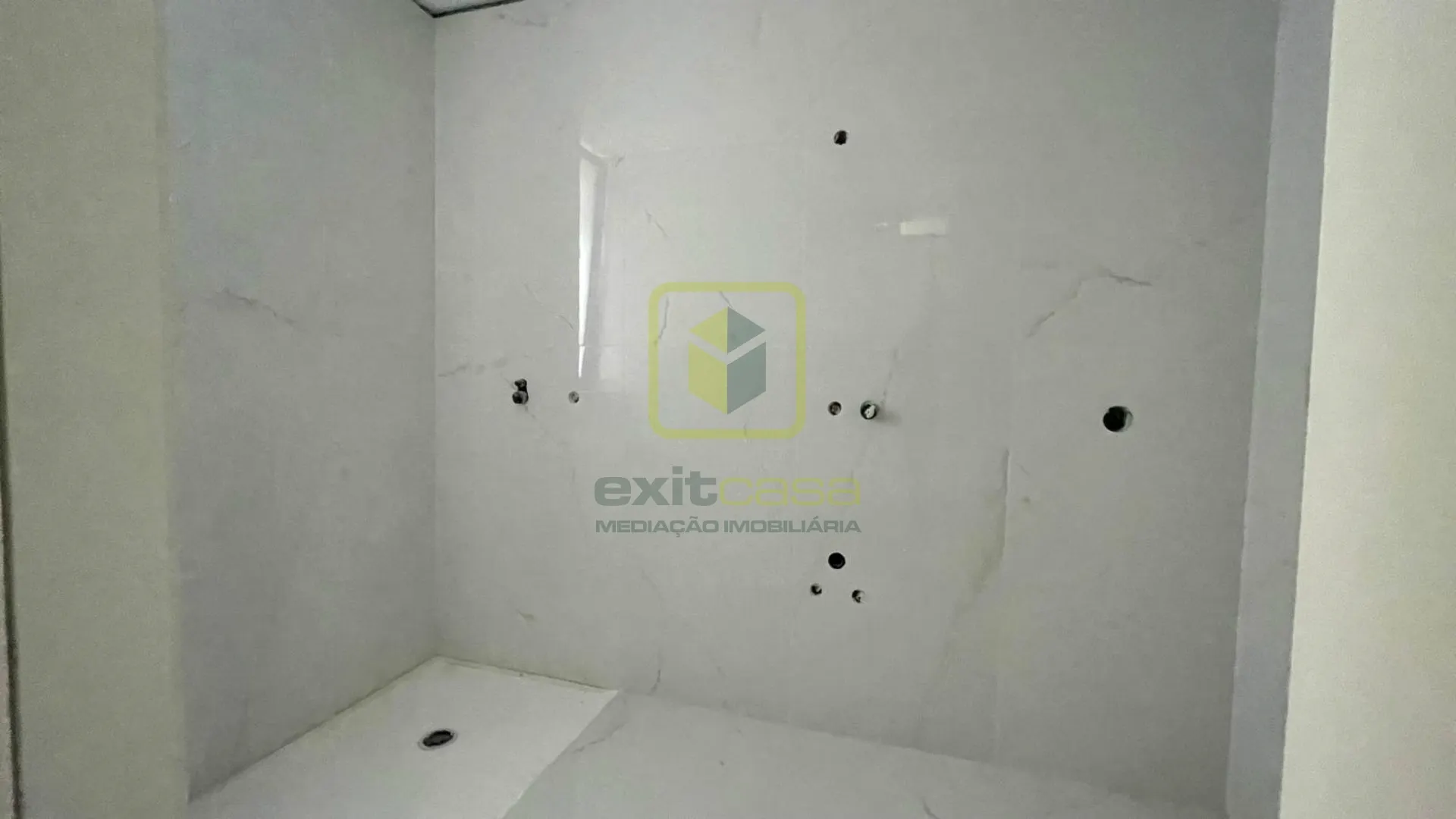 Apartamento T2 - Gl�ria, Aveiro, Aveiro - Miniatura: 7/9