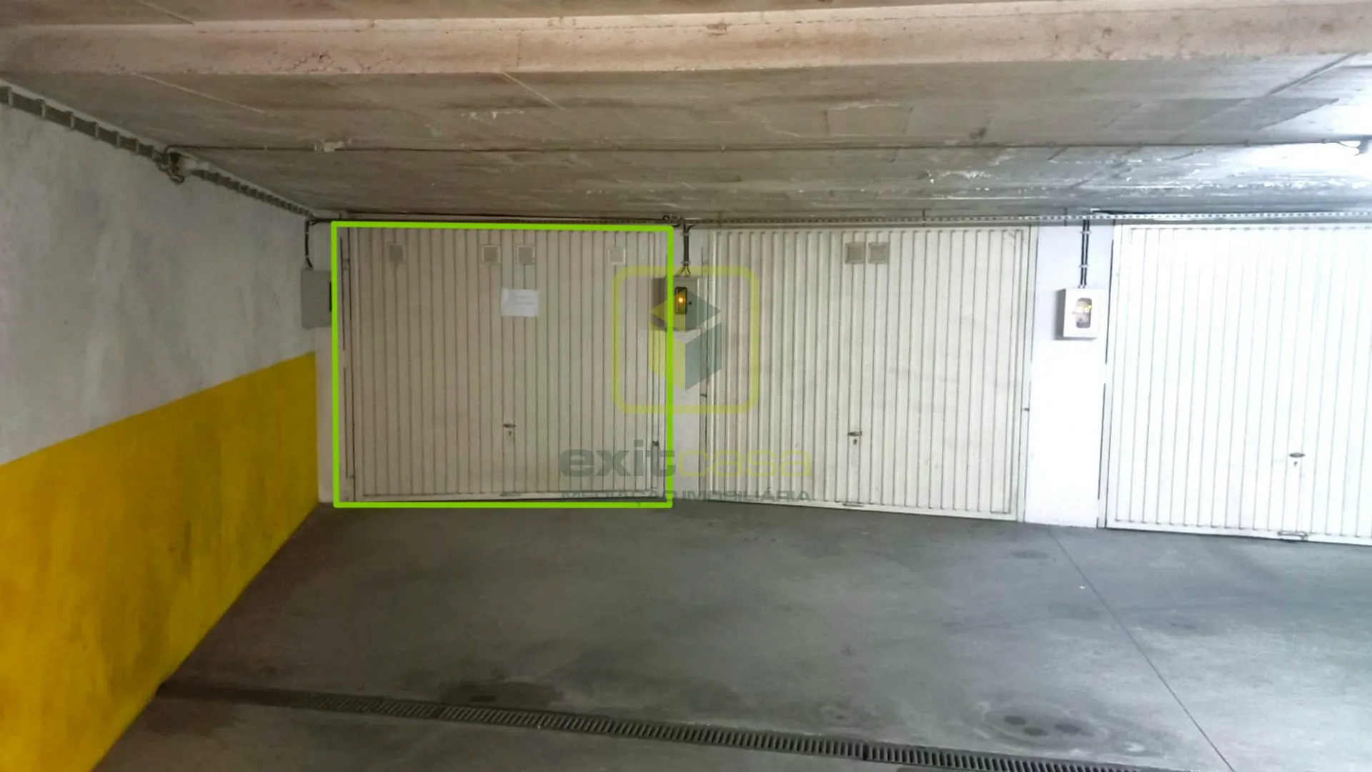 Garagem T0 - Buarcos, Figueira da Foz, Coimbra - Miniatura: 2/6