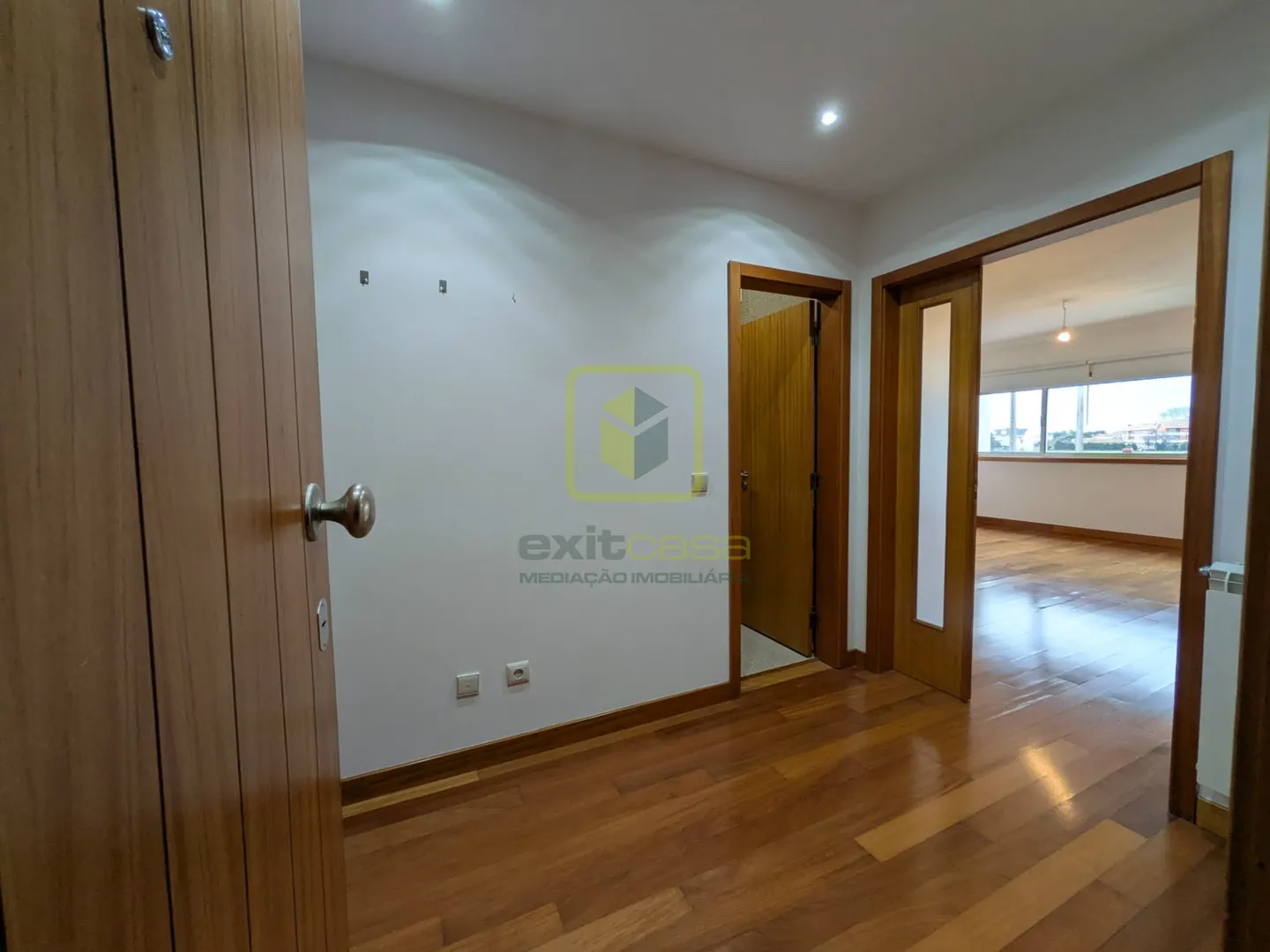 Apartamento T2 - S�o Bernardo, Aveiro, Aveiro - Miniatura: 6/9