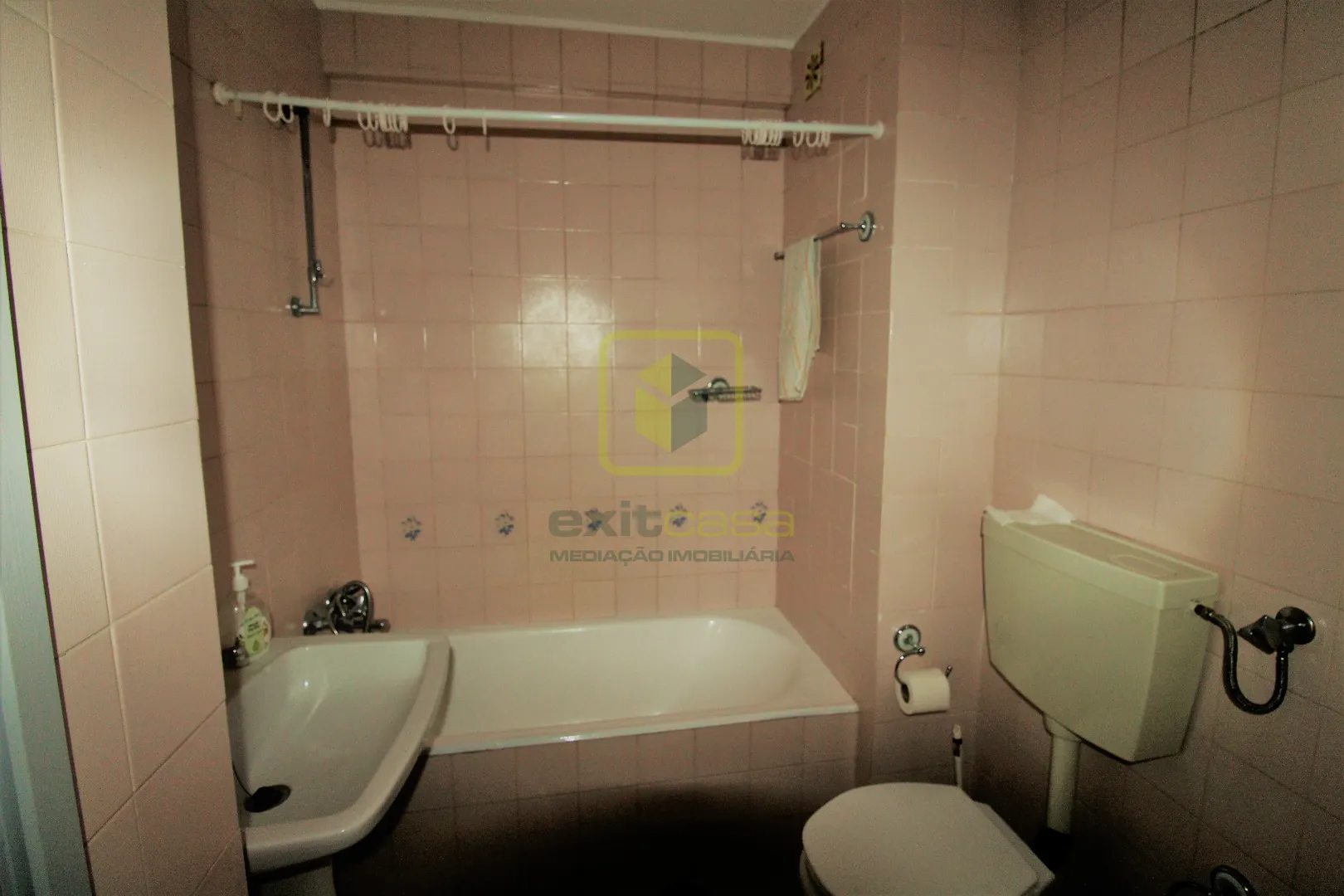 Quarto T0 - Glria, Aveiro, Aveiro - Miniatura: 5/9