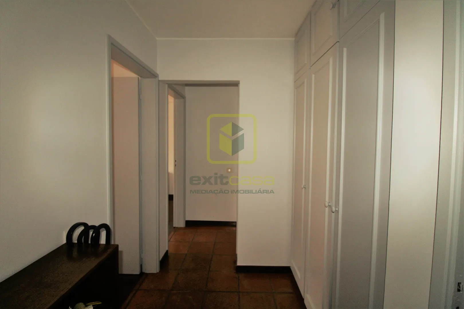 Quarto T0 - Glria, Aveiro, Aveiro - Miniatura: 7/9