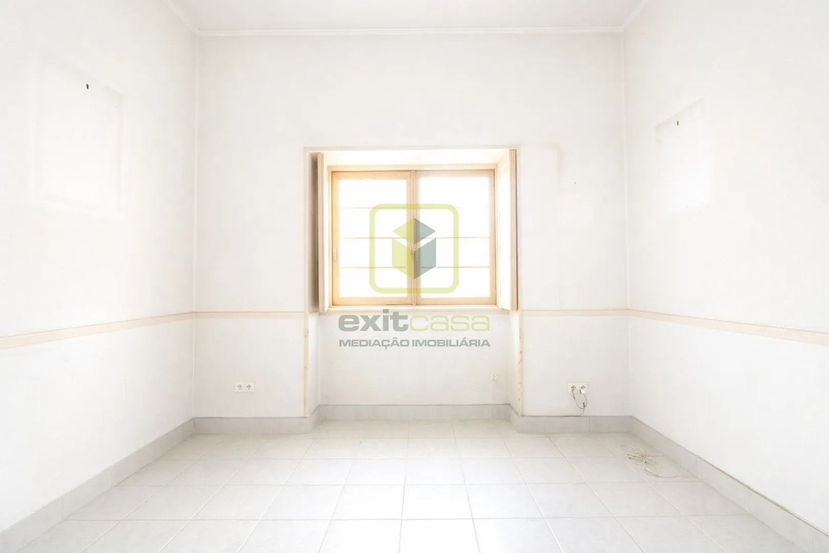 Apartamento T5 - Gl�ria, Aveiro, Aveiro - Miniatura: 4/9