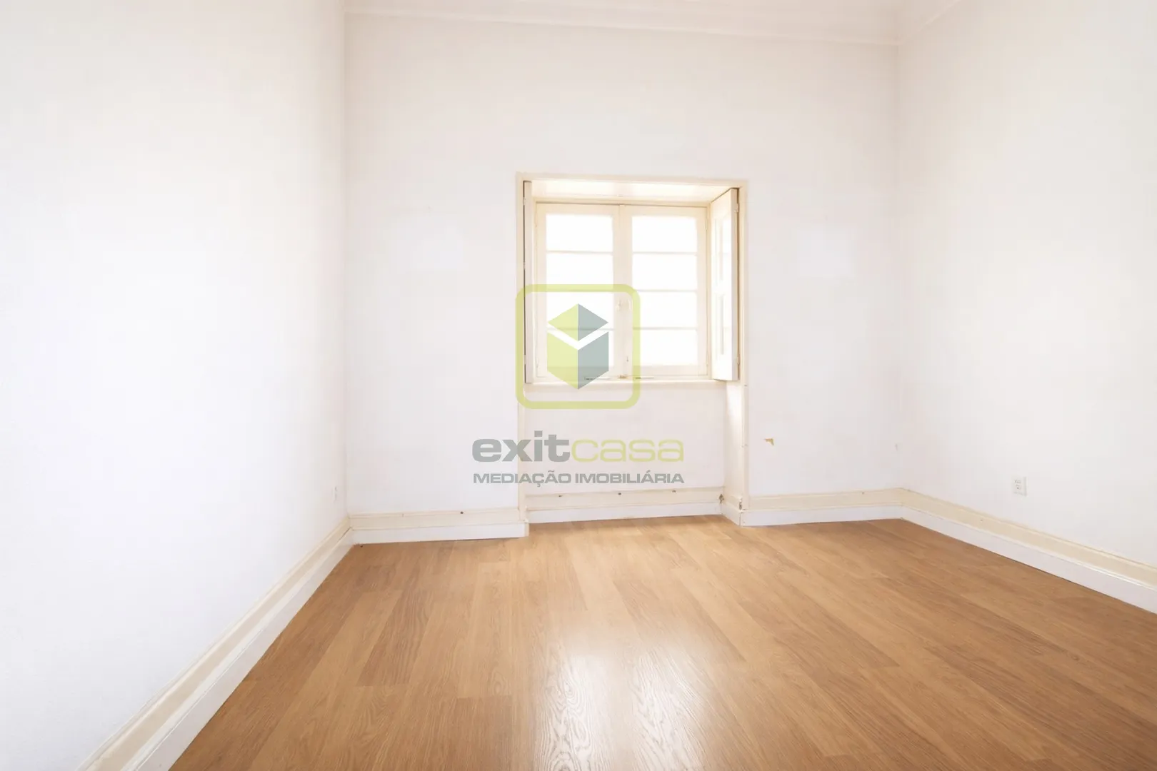 Apartamento T5 - Gl�ria, Aveiro, Aveiro - Miniatura: 8/9