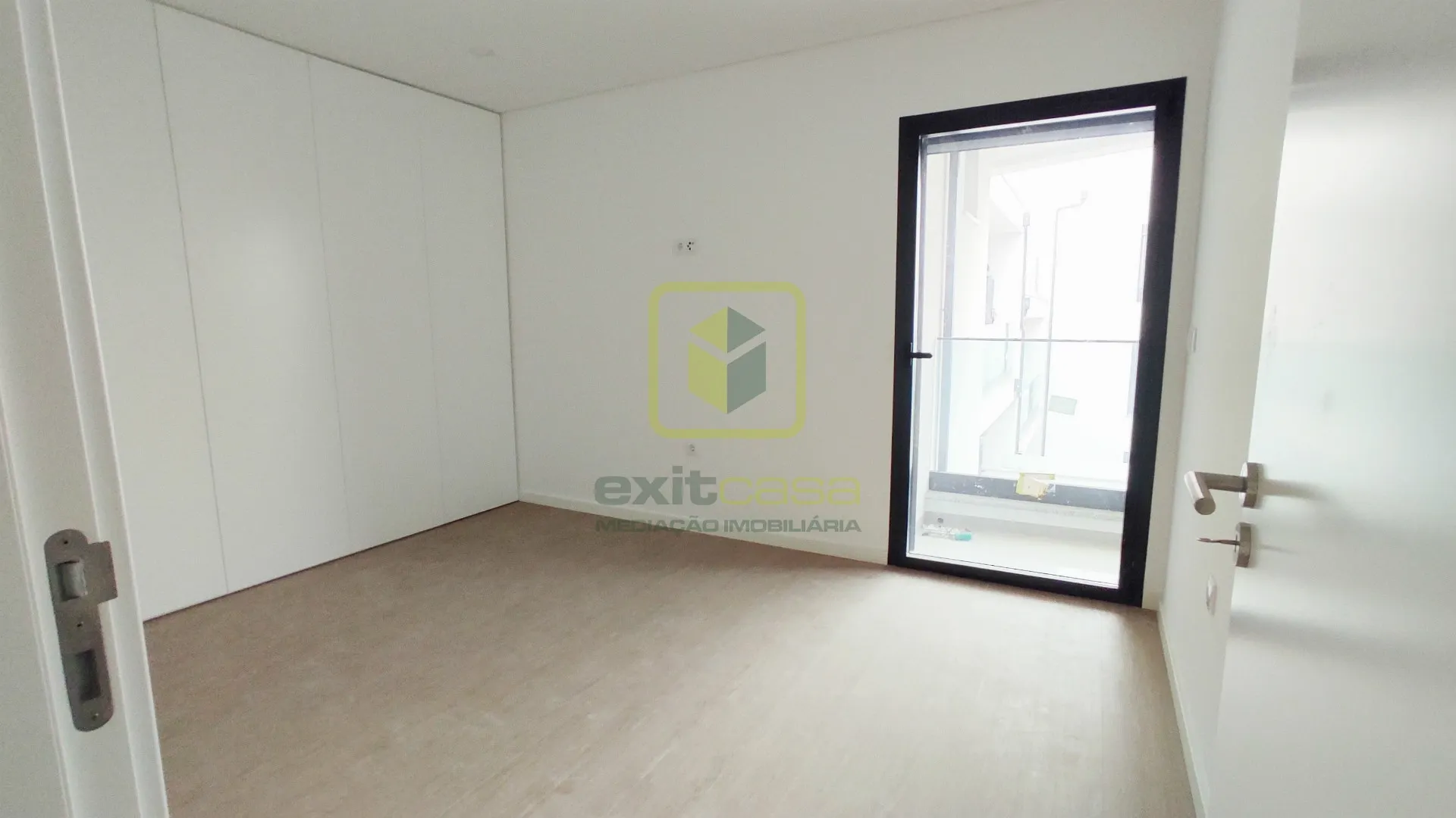 Apartamento T3 - Esgueira, Aveiro, Aveiro - Miniatura: 3/9