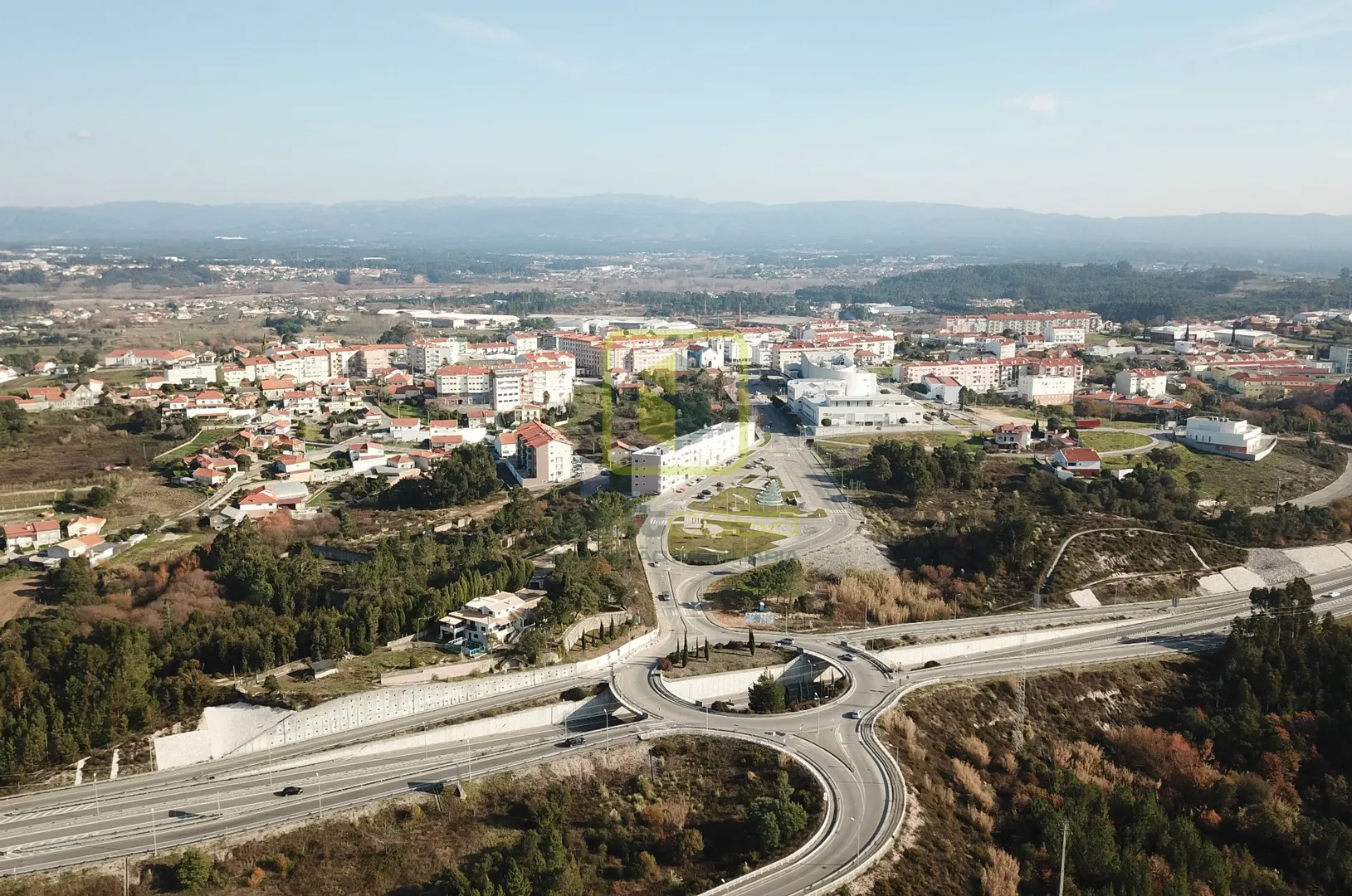 Terreno Urbano T0 - Valongo do Vouga, �gueda, Aveiro - Miniatura: 1/7