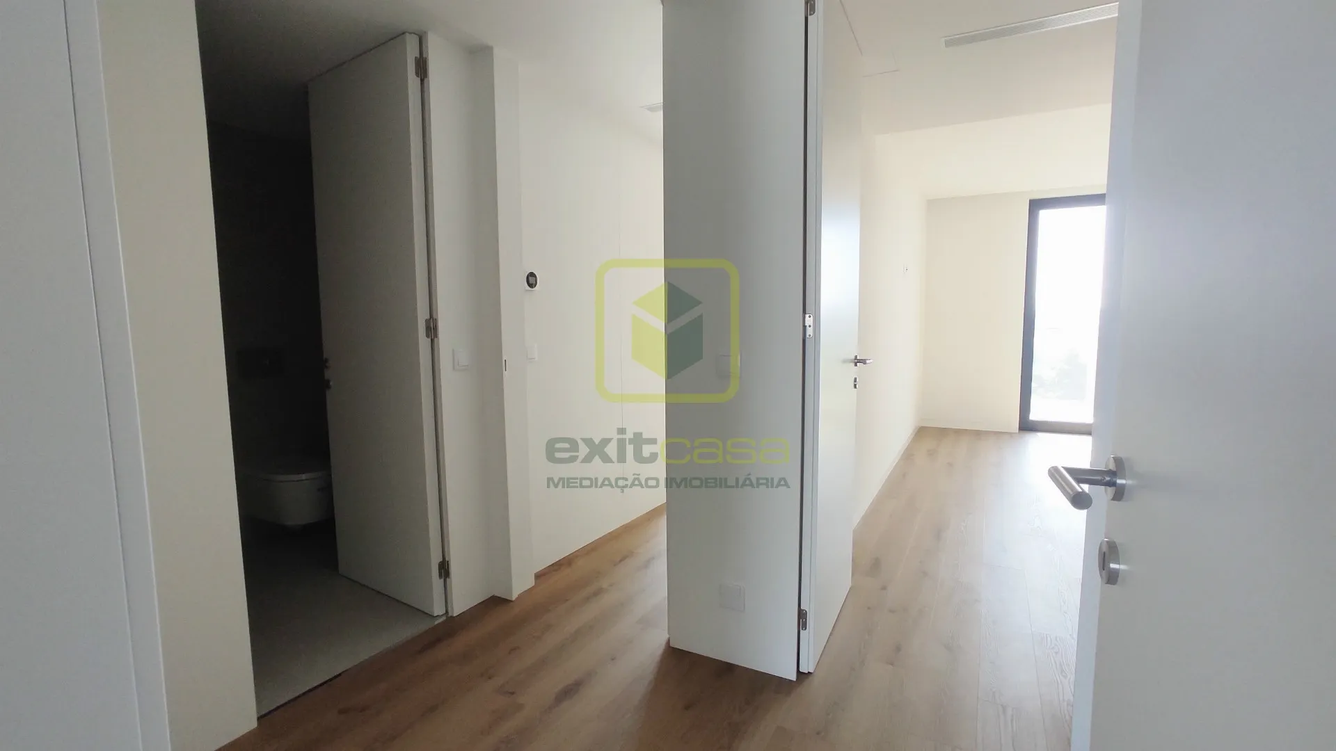 Apartamento T3 - Gl�ria, Aveiro, Aveiro - Miniatura: 6/9