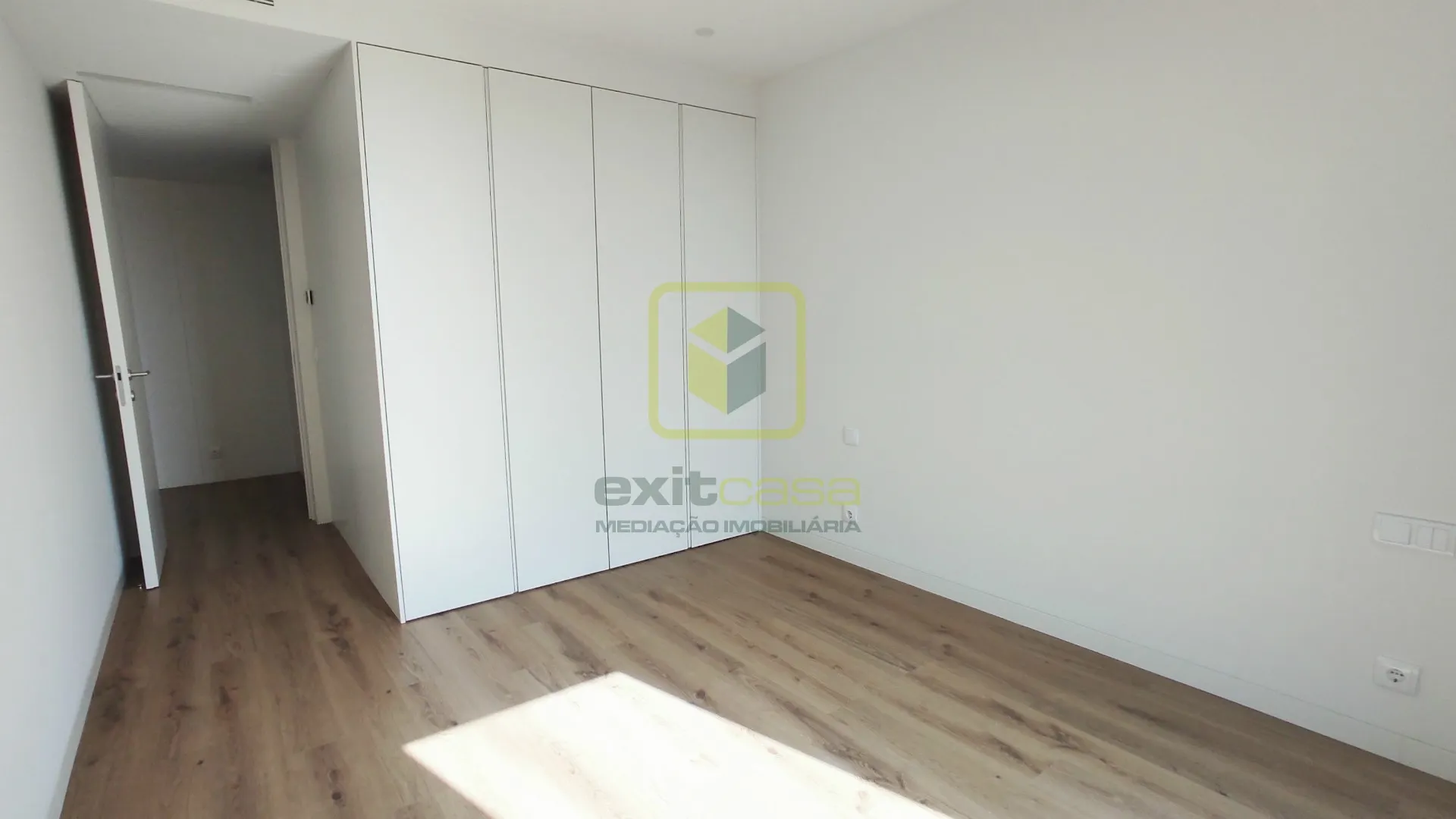 Apartamento T3 - Gl�ria, Aveiro, Aveiro - Miniatura: 7/9