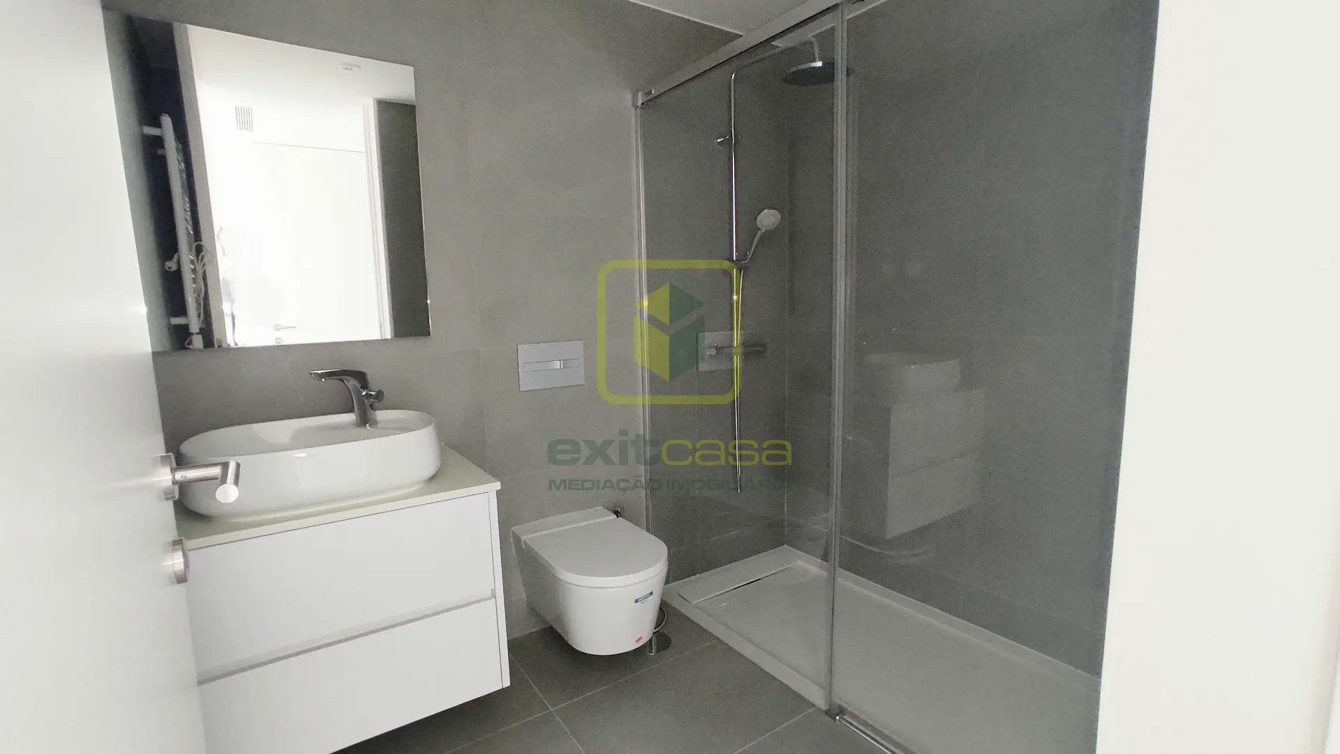 Apartamento T3 - Gl�ria, Aveiro, Aveiro - Miniatura: 9/9