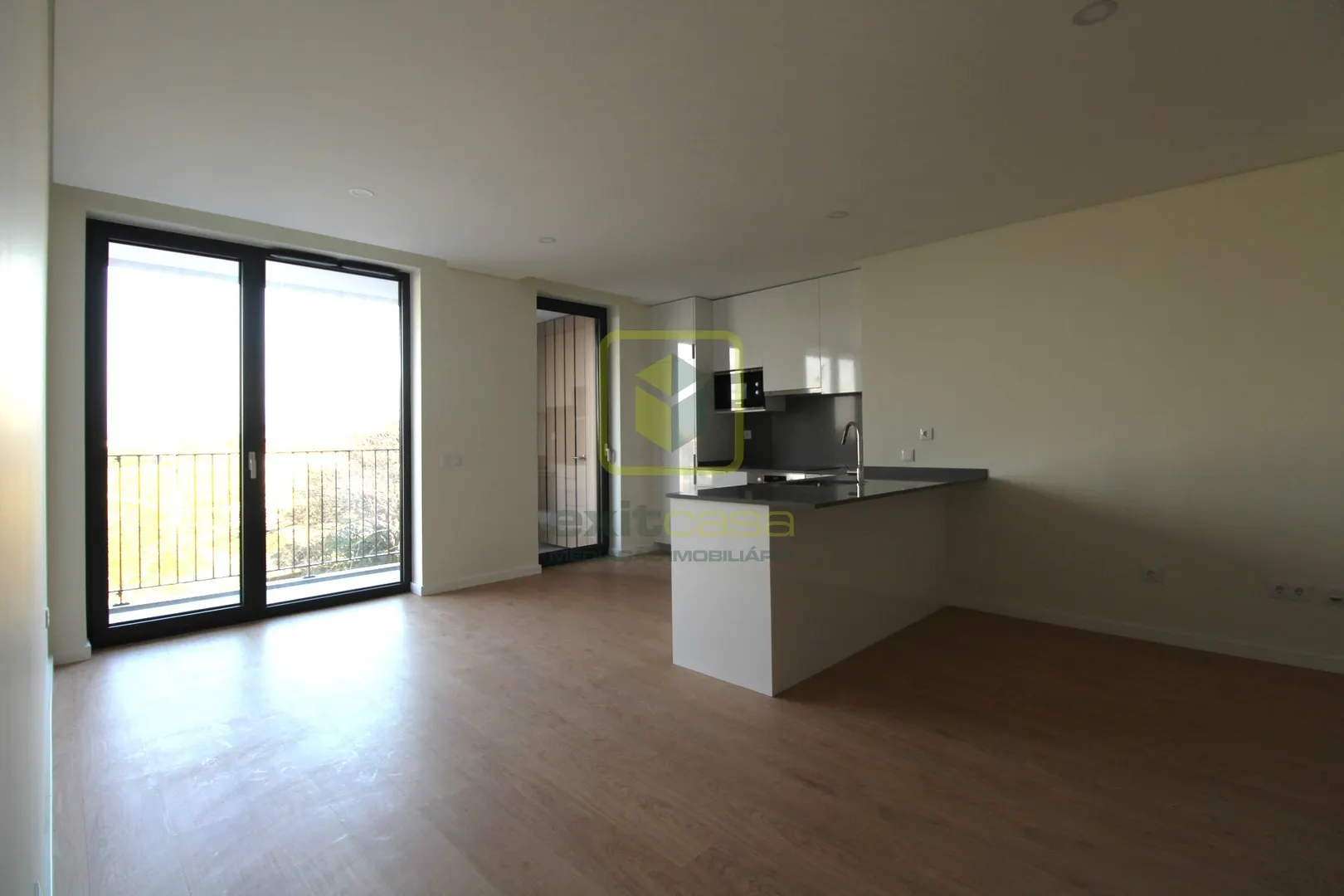 Apartamento T1 - Gl�ria, Aveiro, Aveiro