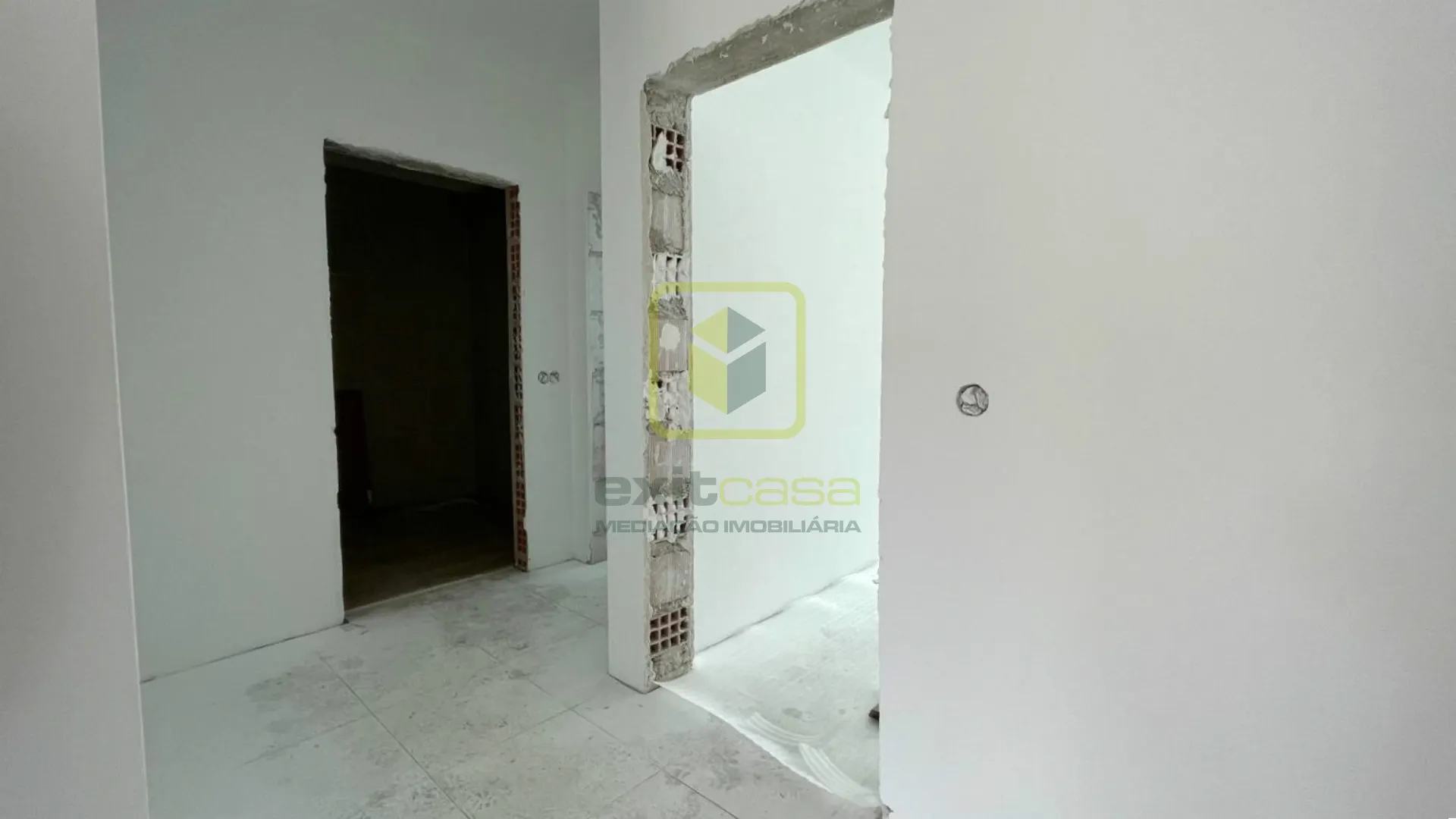 Moradia T4 - Macinhata do Vouga, �gueda, Aveiro - Miniatura: 2/9