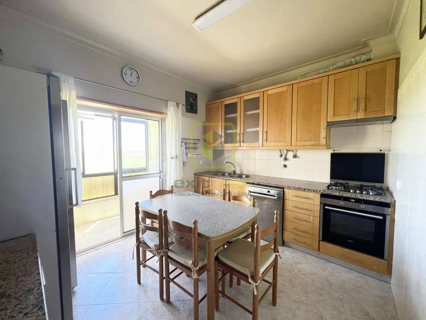 Apartamento T2 - Samora Correia, Benavente, Santar�m - Miniatura: 2/9