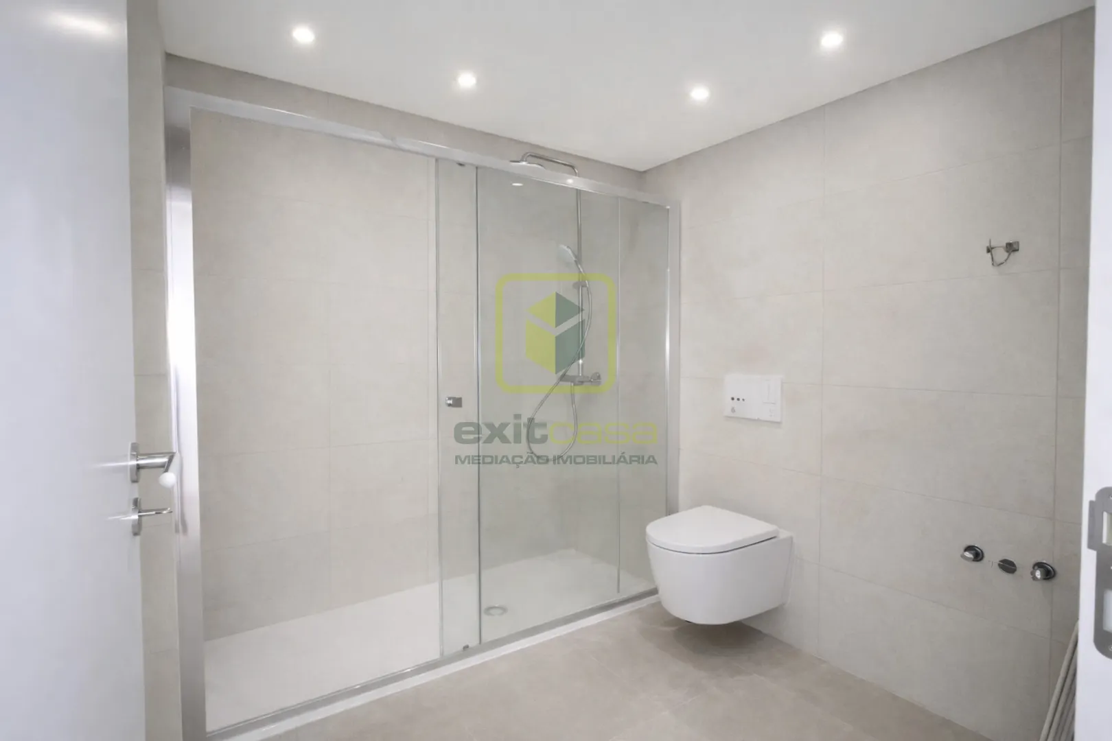 Apartamento T2 - Esgueira, Aveiro, Aveiro - Miniatura: 8/9