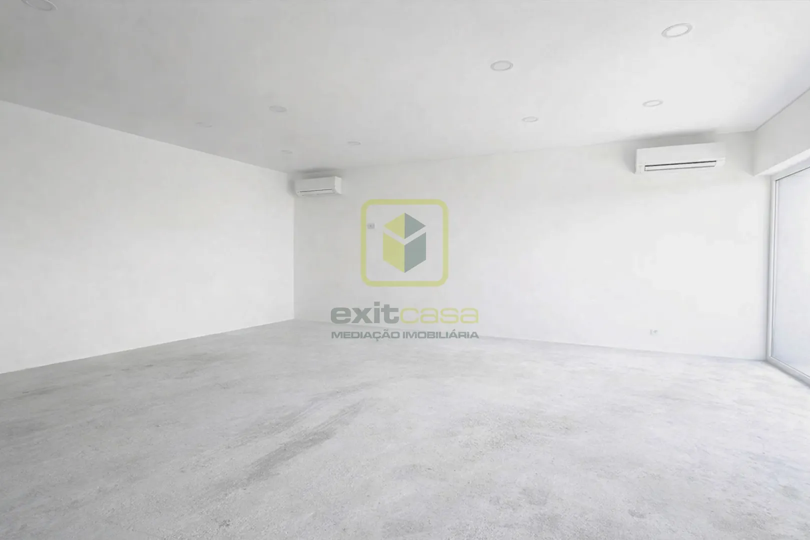 Moradia T3 - Cacia, Aveiro, Aveiro - Miniatura: 2/9