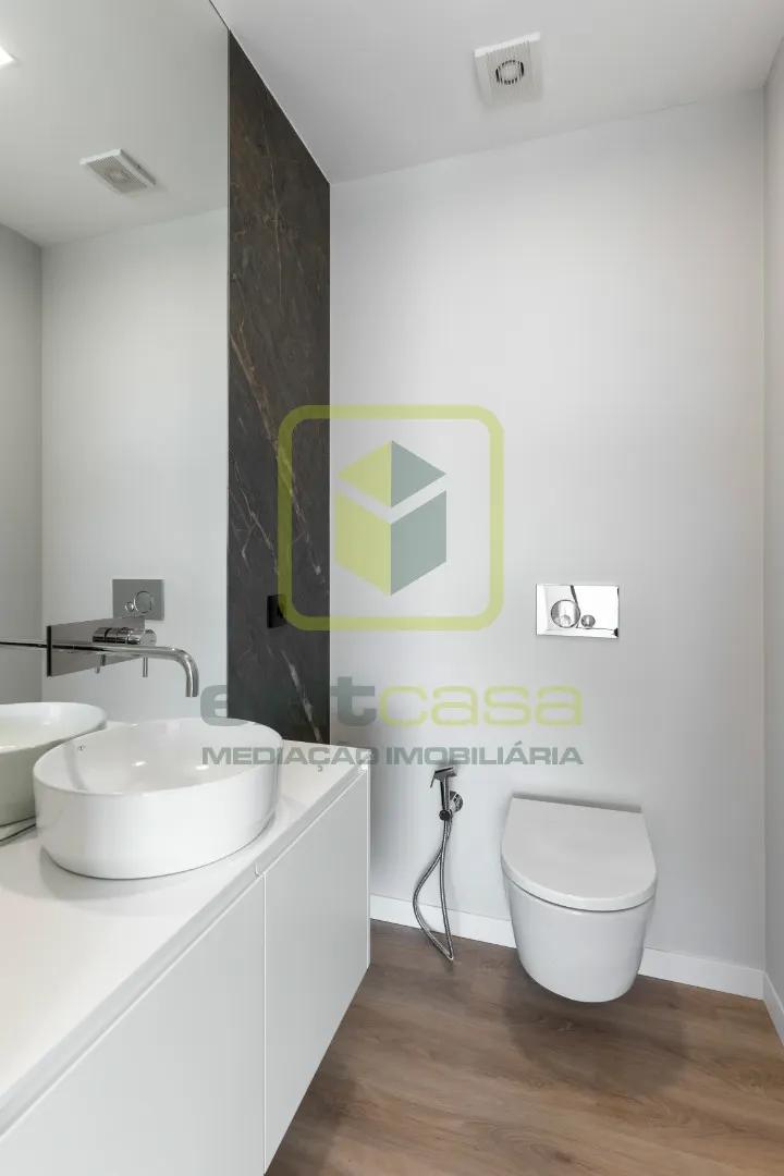 Apartamento T3 - Gl�ria, Aveiro, Aveiro - Miniatura: 2/9